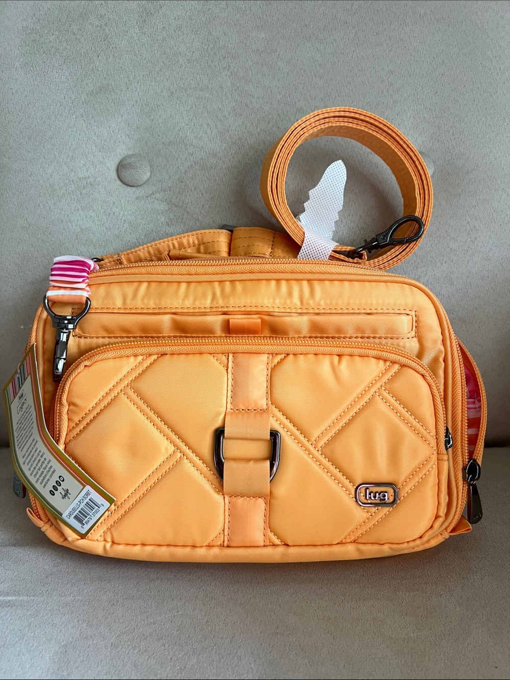 NWT Lug Legacy Collection Carousel Crossbody Bag in Peach Sorbet🍑